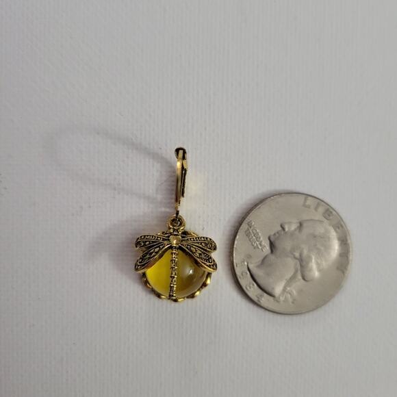 Gold and yellow dragonfly drop earrings, new - Picture 2 of 2